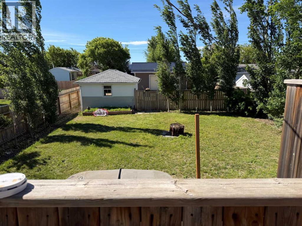 127 2 Avenue N - 30