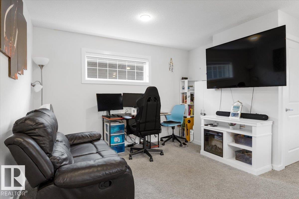 6355 GREENAWAY AV NW NW - 38