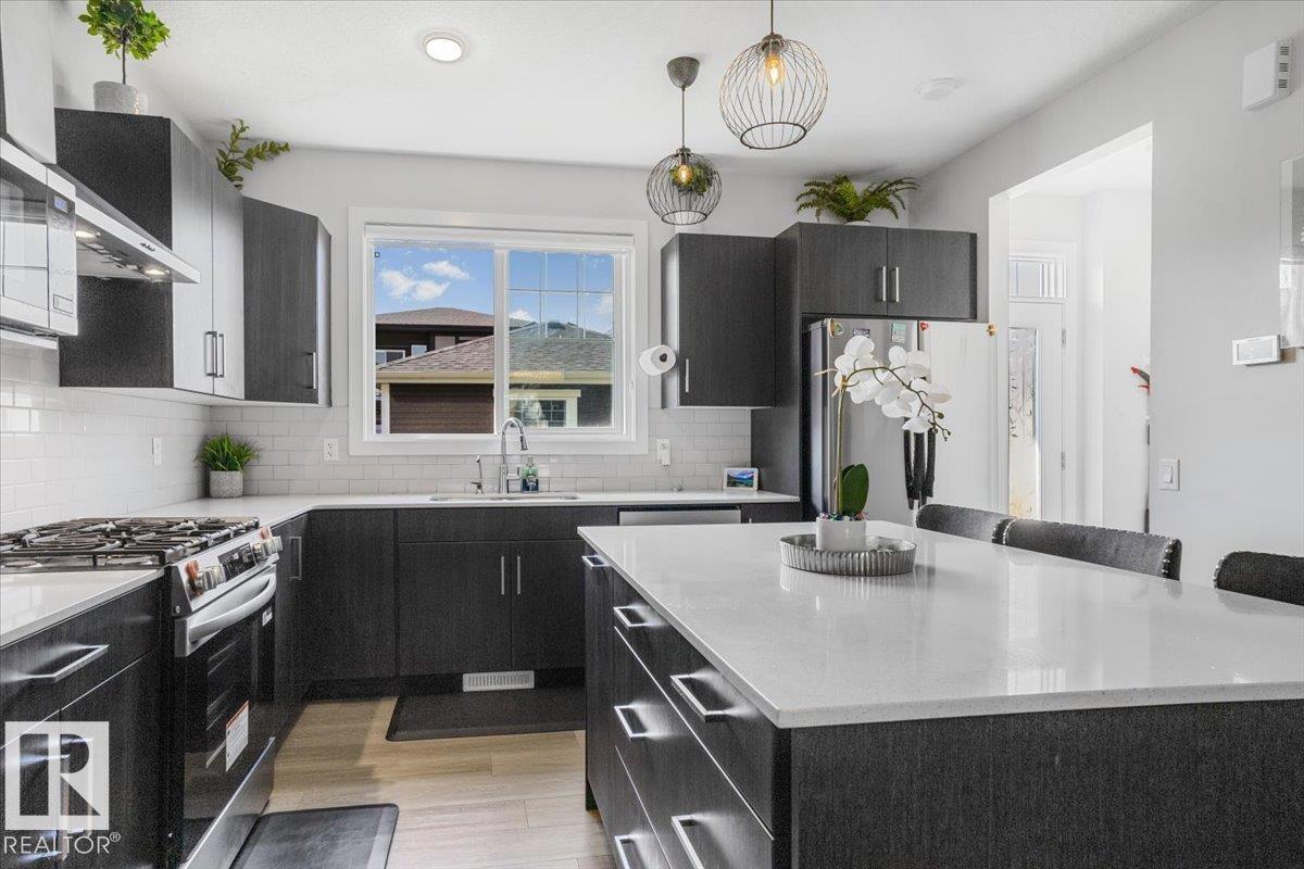 6355 GREENAWAY AV NW NW - 17