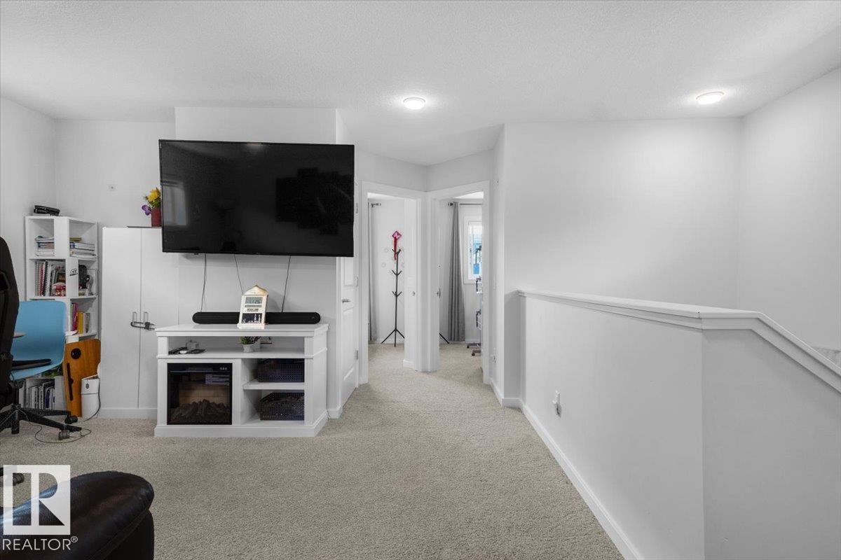 6355 GREENAWAY AV NW NW - 36