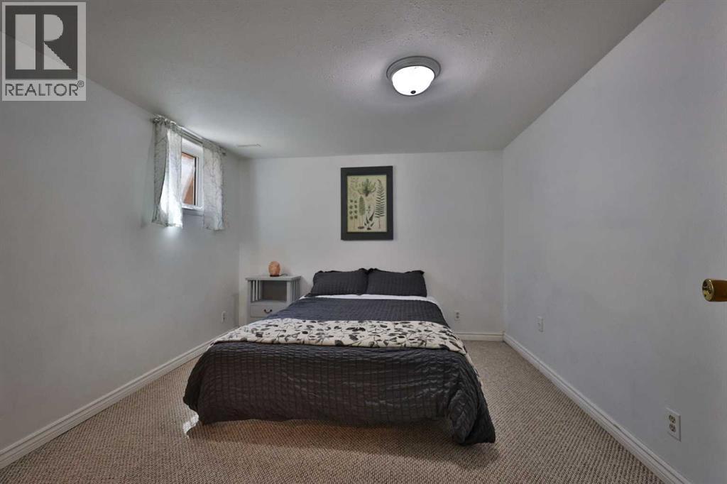 1618 St. George Road N - 27