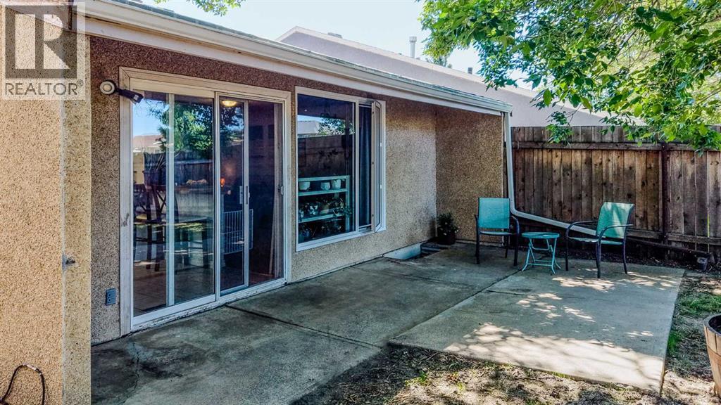 1618 St. George Road N - 32