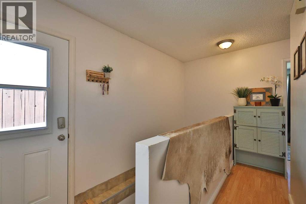 1618 St. George Road N - 22