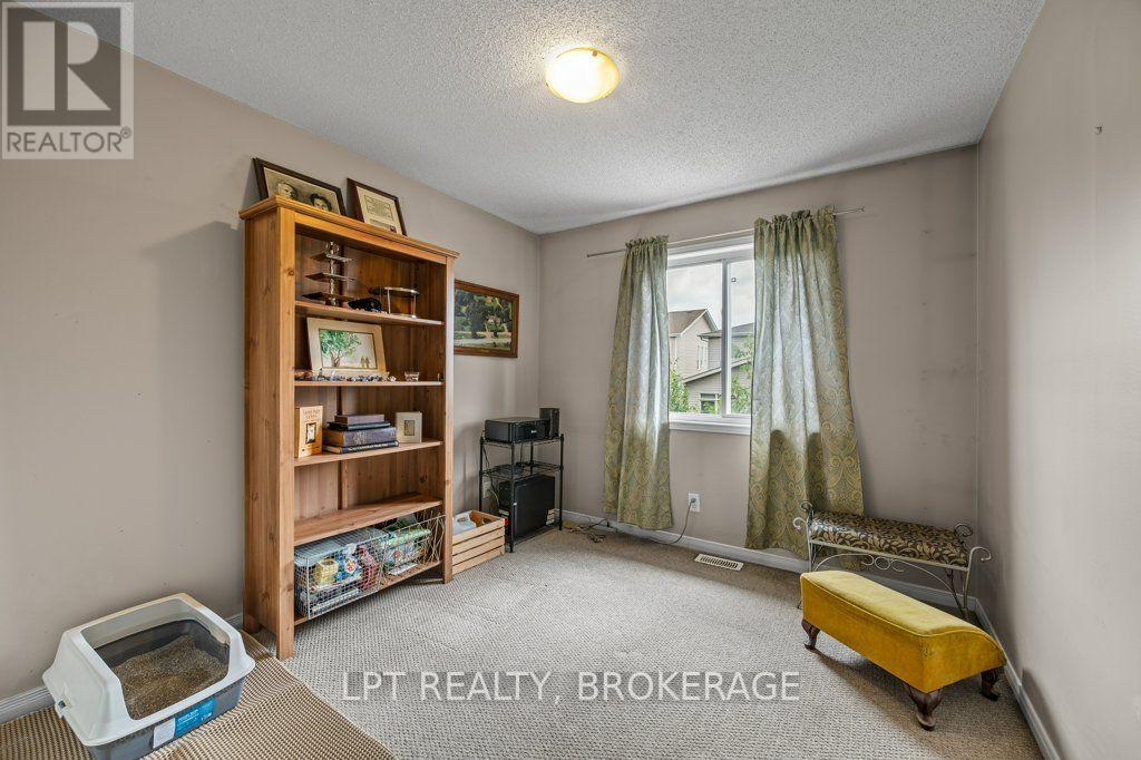 1559 CRIMSON CRESCENT - 15