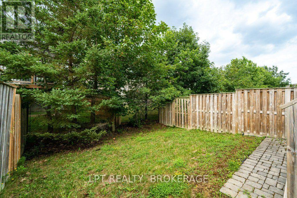 1559 CRIMSON CRESCENT - 30
