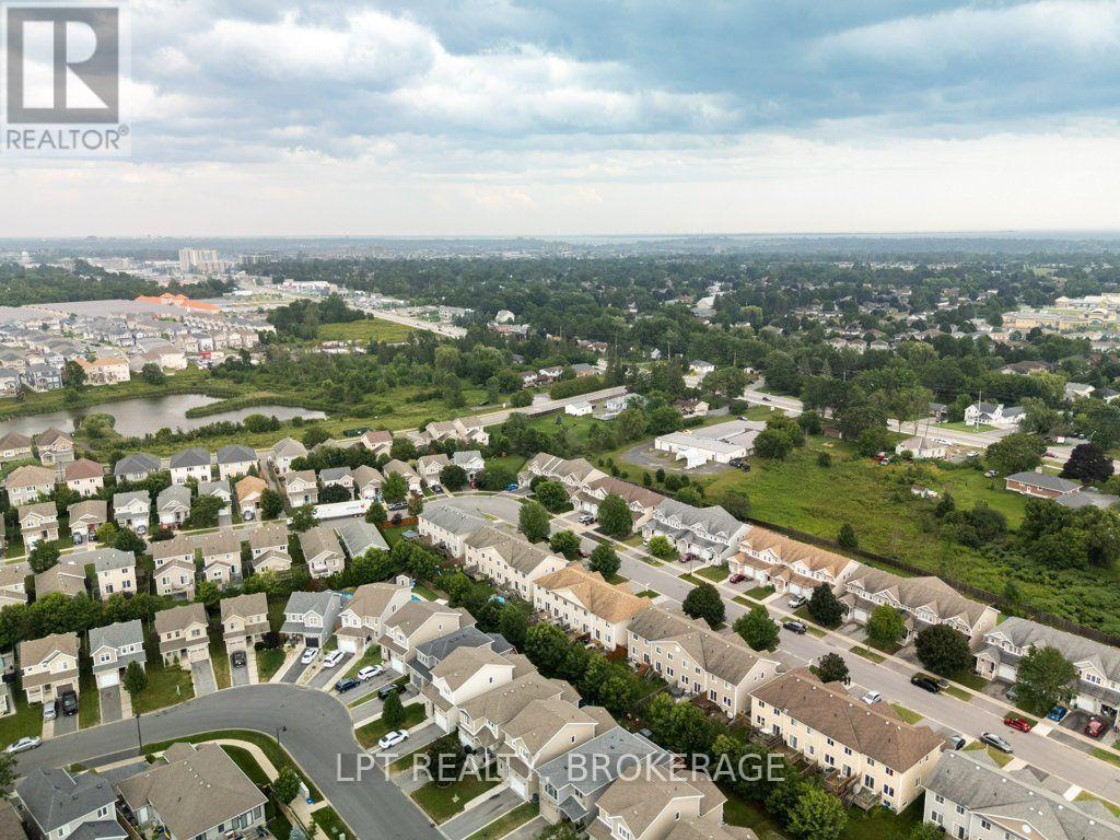 1559 CRIMSON CRESCENT - 34