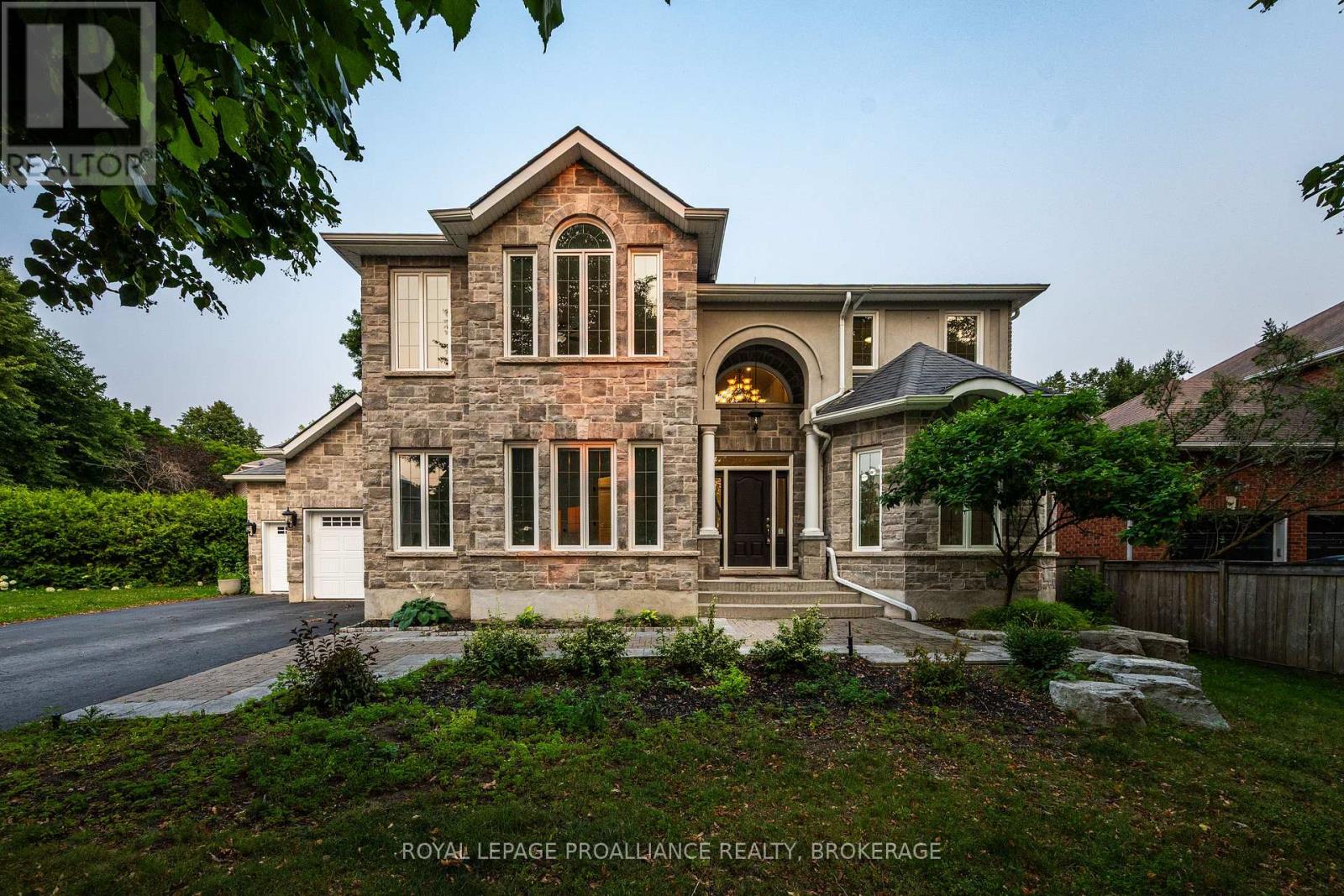 81 KENWOODS CIRCLE - 1