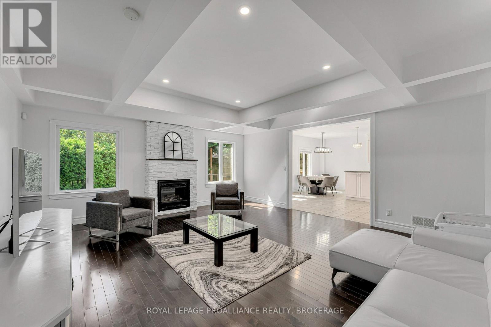 81 KENWOODS CIRCLE - 13