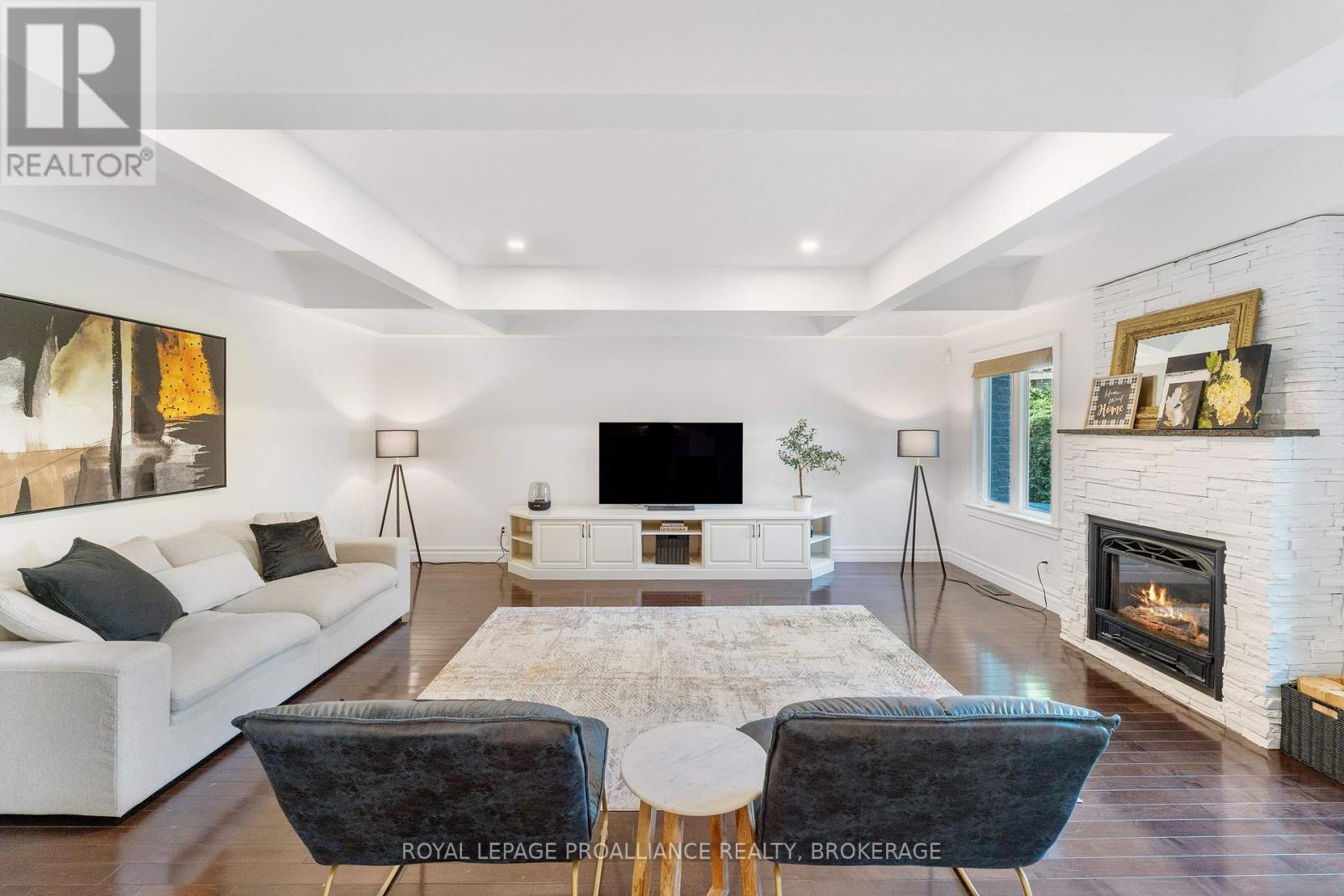 81 KENWOODS CIRCLE - 14