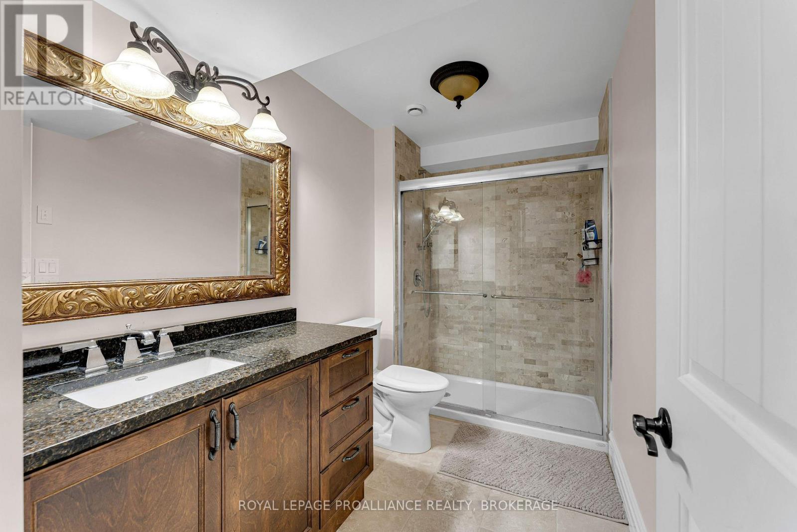 81 KENWOODS CIRCLE - 27