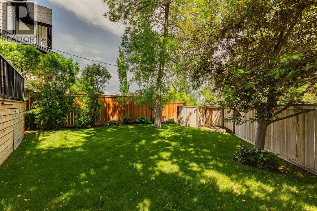 402 Brunswick Avenue SW - 40