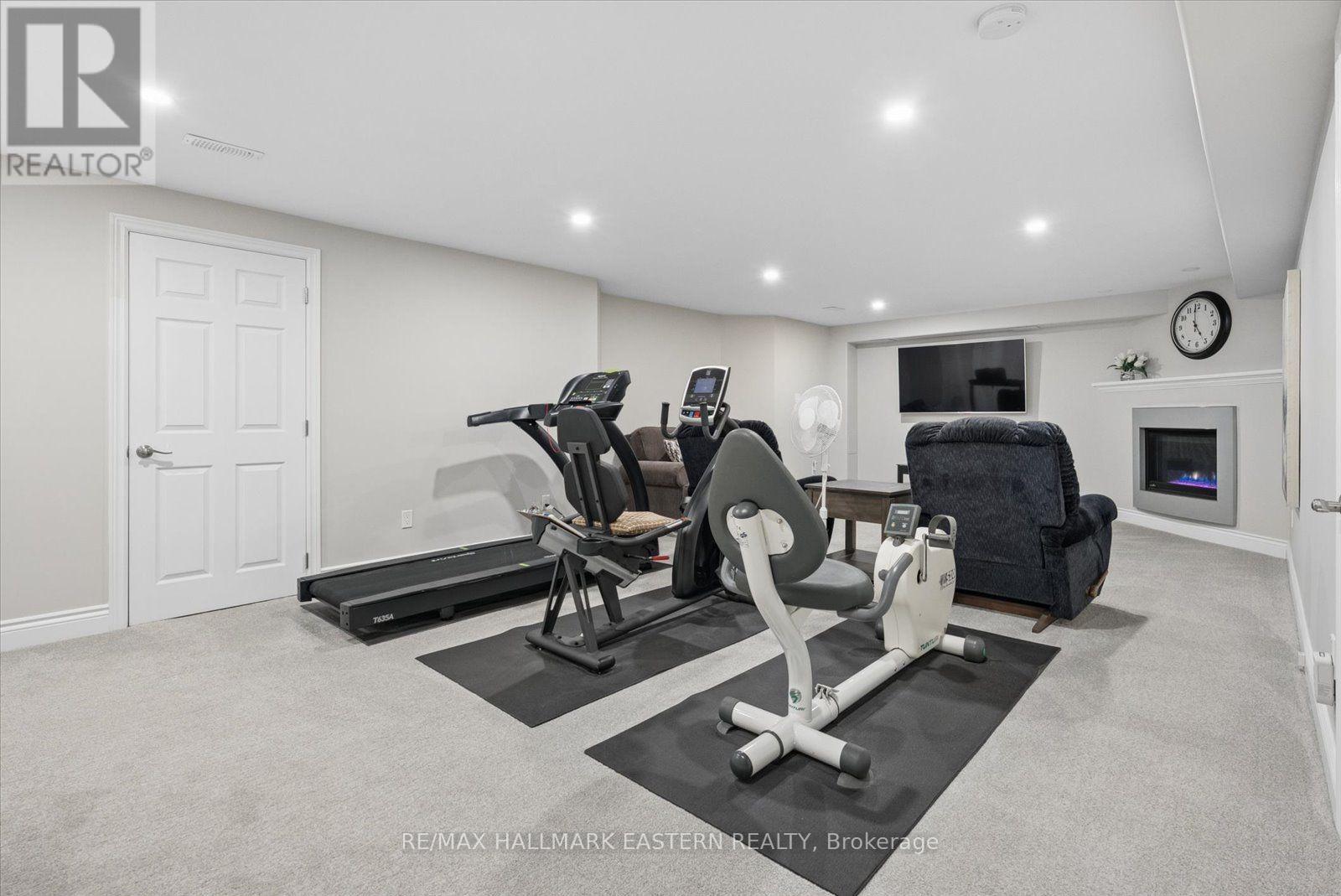 29 CRYSTAL SPRINGS DRIVE - 32
