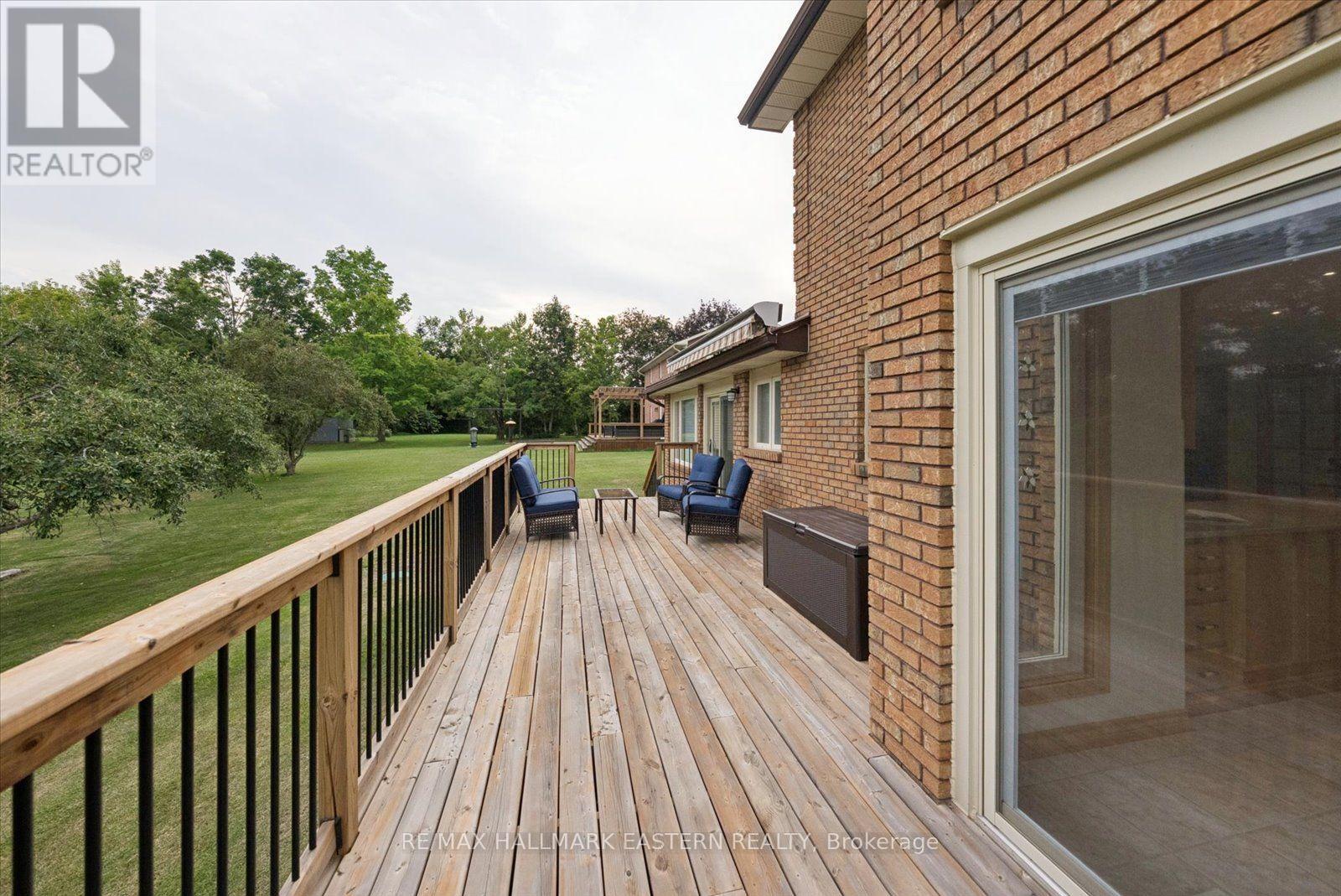 29 CRYSTAL SPRINGS DRIVE - 41