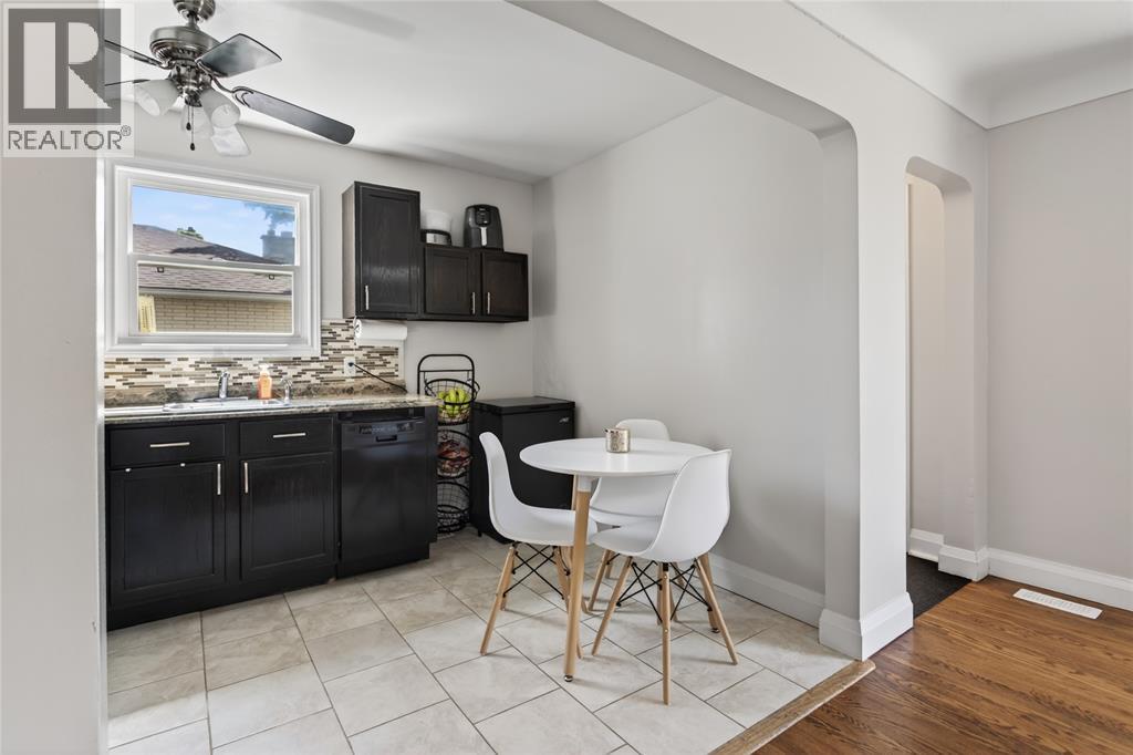 702 MICHIGAN AVENUE - 13
