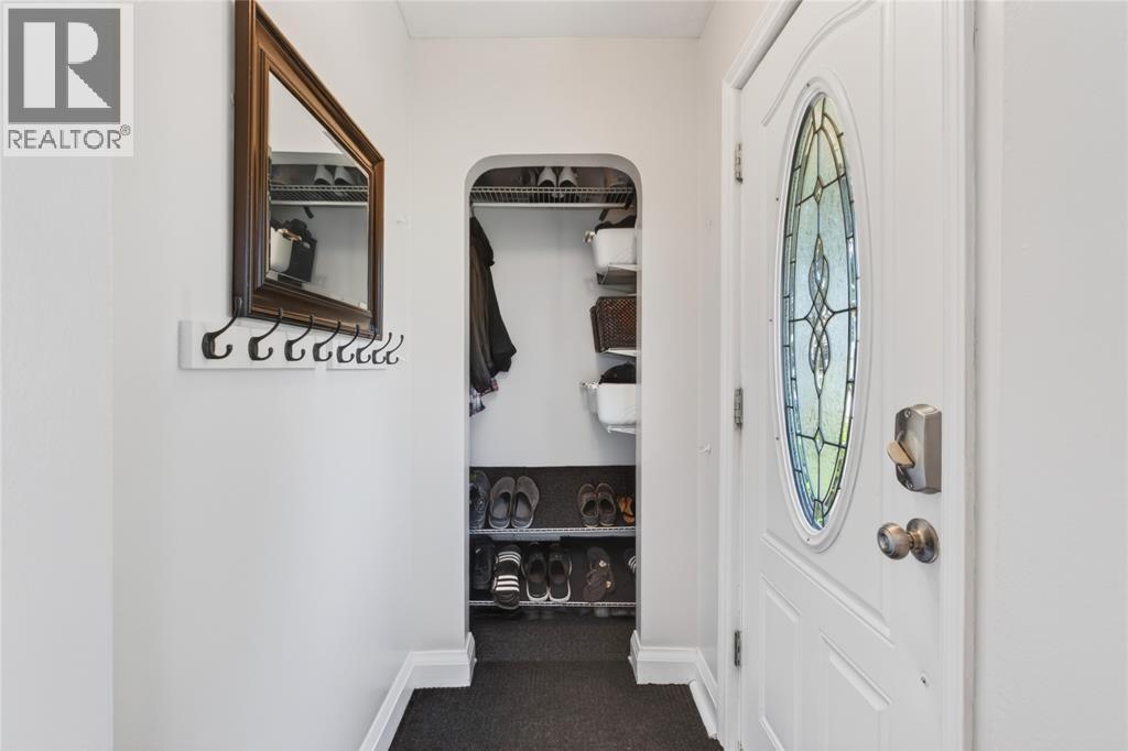 702 MICHIGAN AVENUE - 7