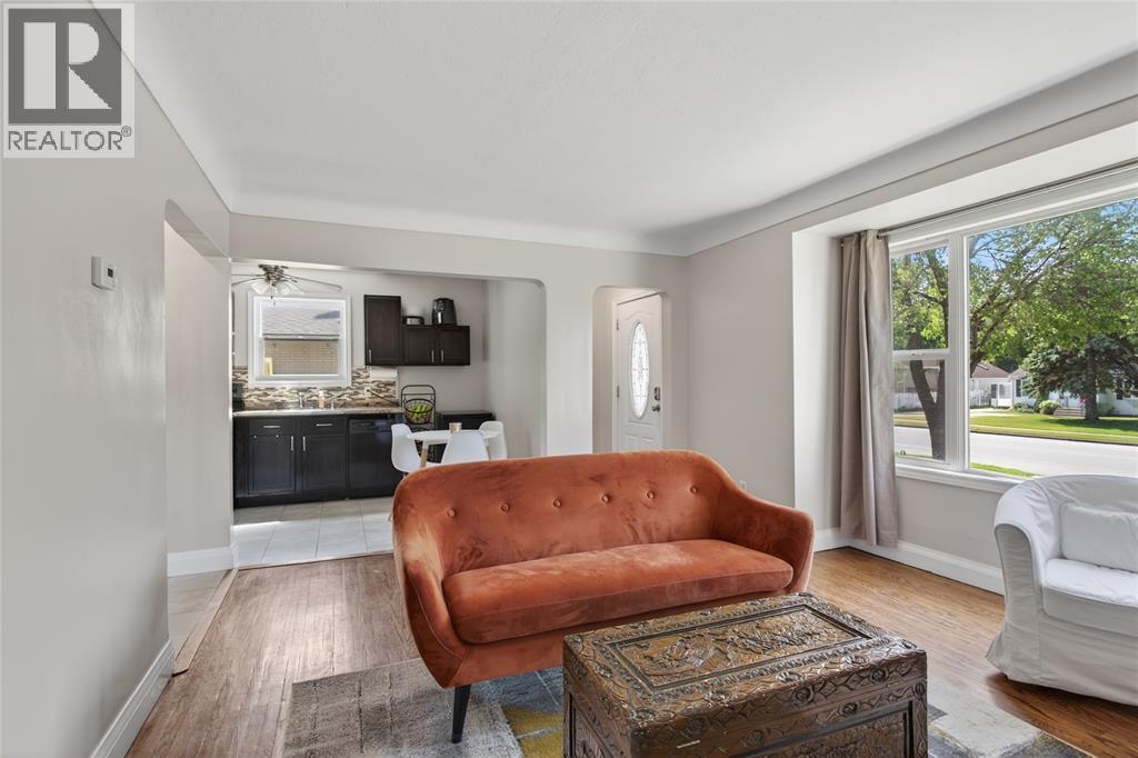 702 MICHIGAN AVENUE - 12