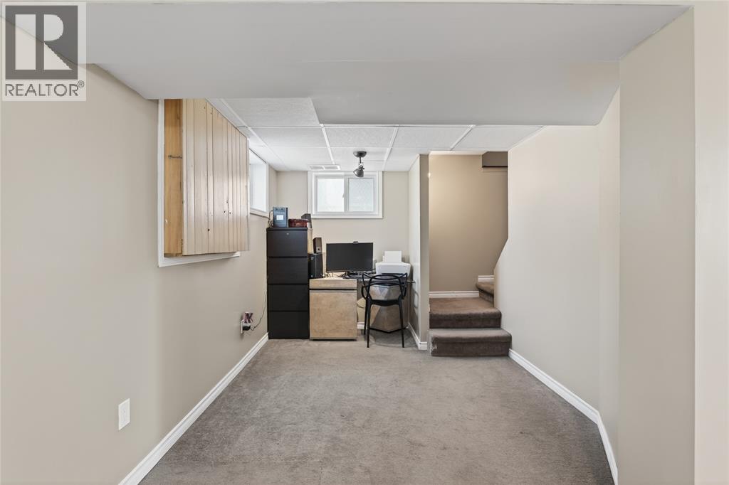 702 MICHIGAN AVENUE - 23