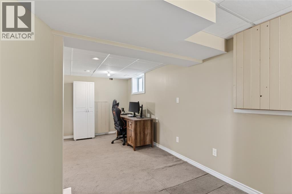 702 MICHIGAN AVENUE - 24