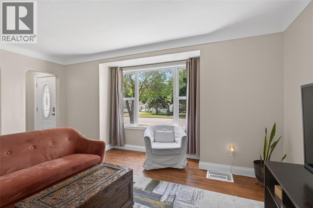 702 MICHIGAN AVENUE - 11