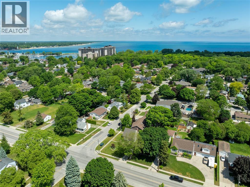 702 MICHIGAN AVENUE - 44