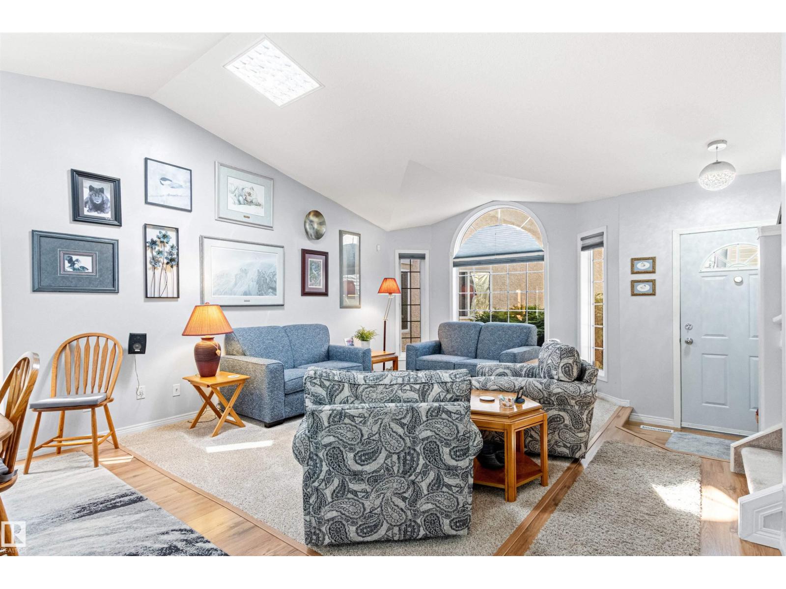 #12 64 BLACKBURN DR W SW - 5