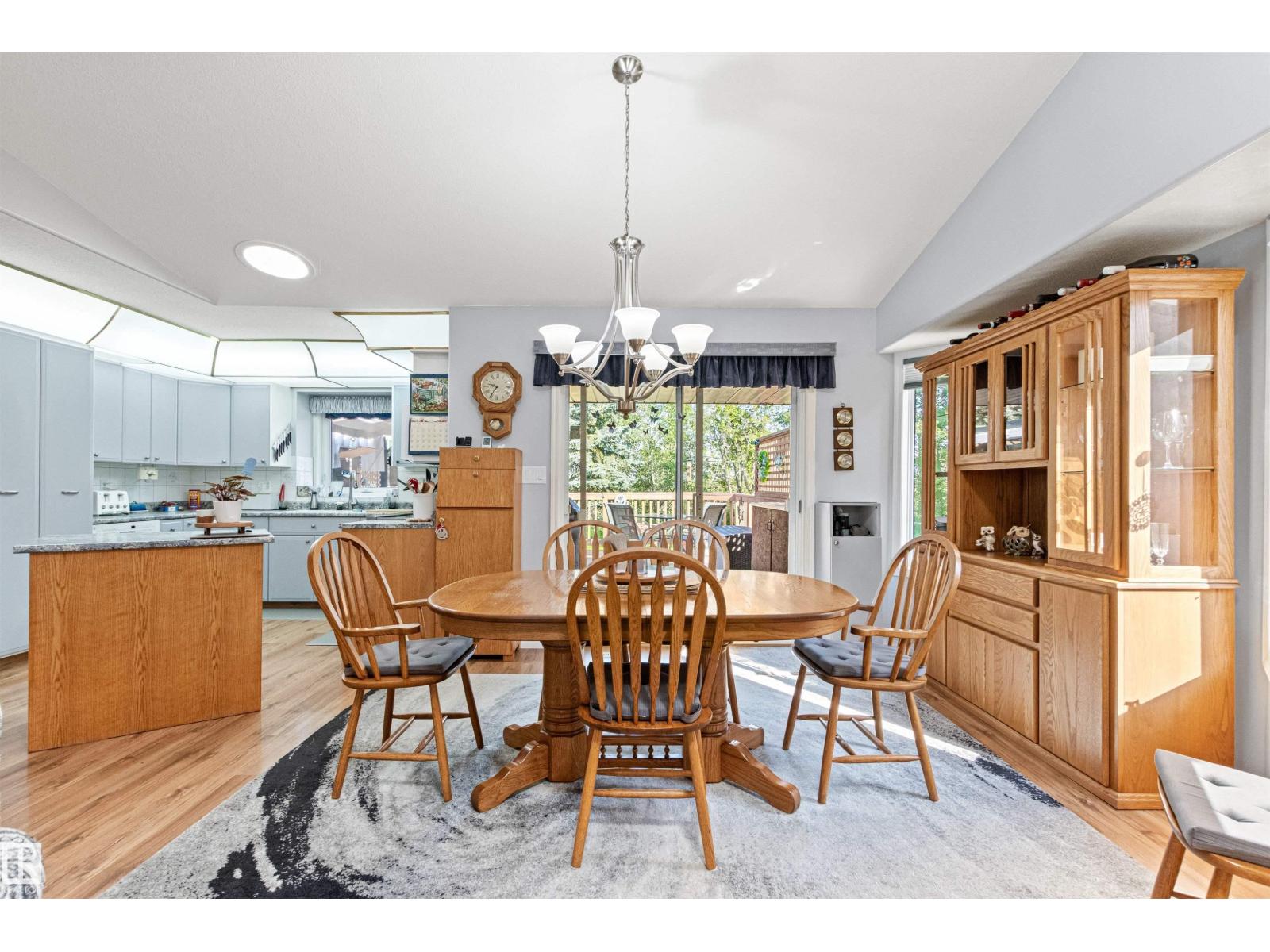 #12 64 BLACKBURN DR W SW - 9