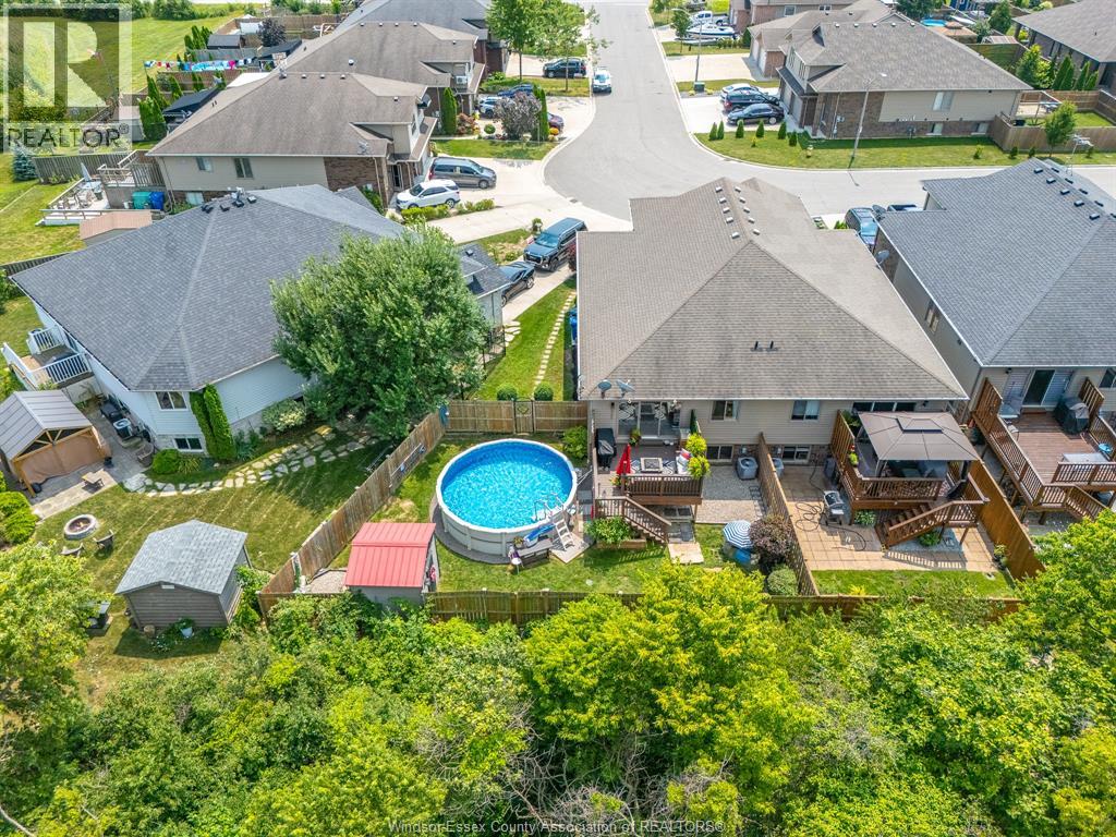 76 Shaw DRIVE - 43