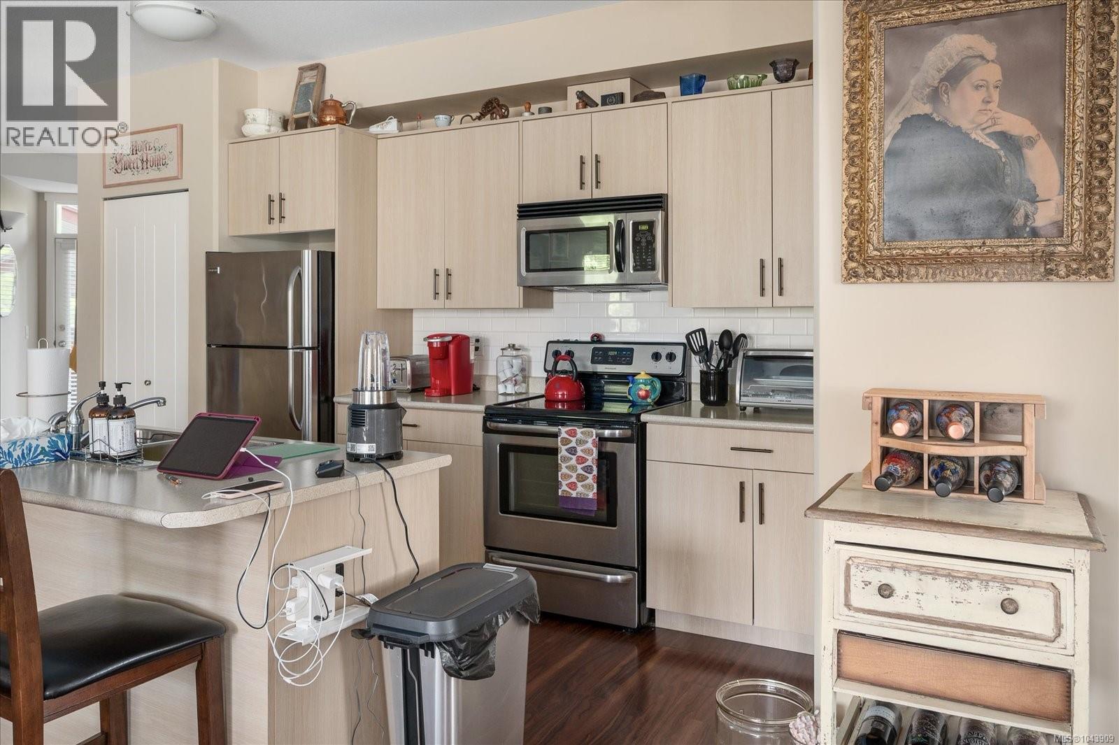 #205 5170 Dunster Rd - 10