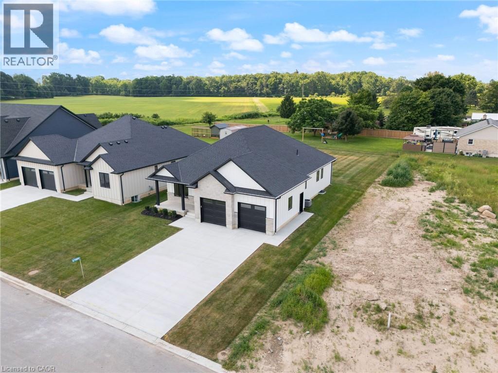 57009 BRUCE Street - 28