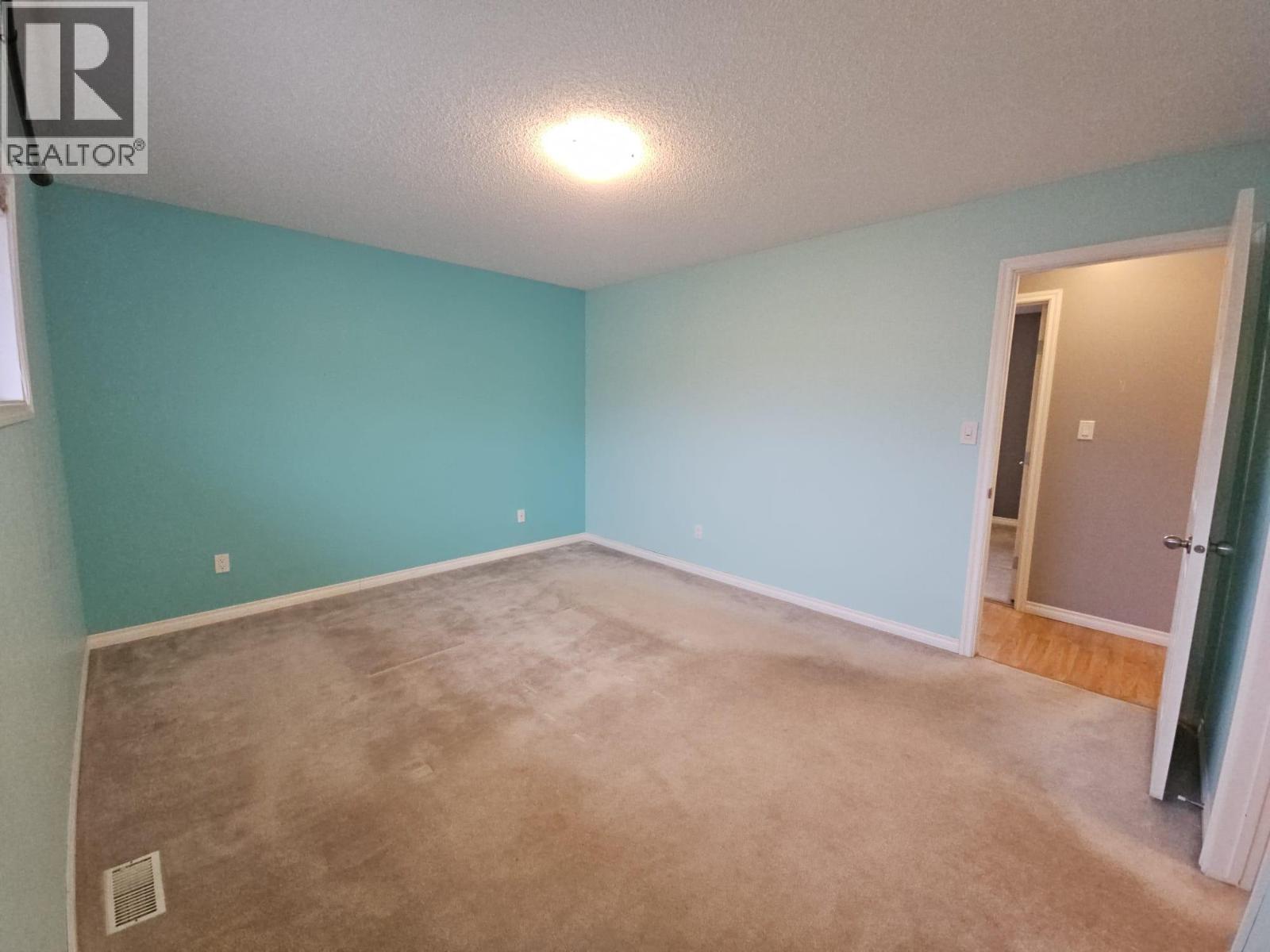 4013 52 Avenue NE - Image 19