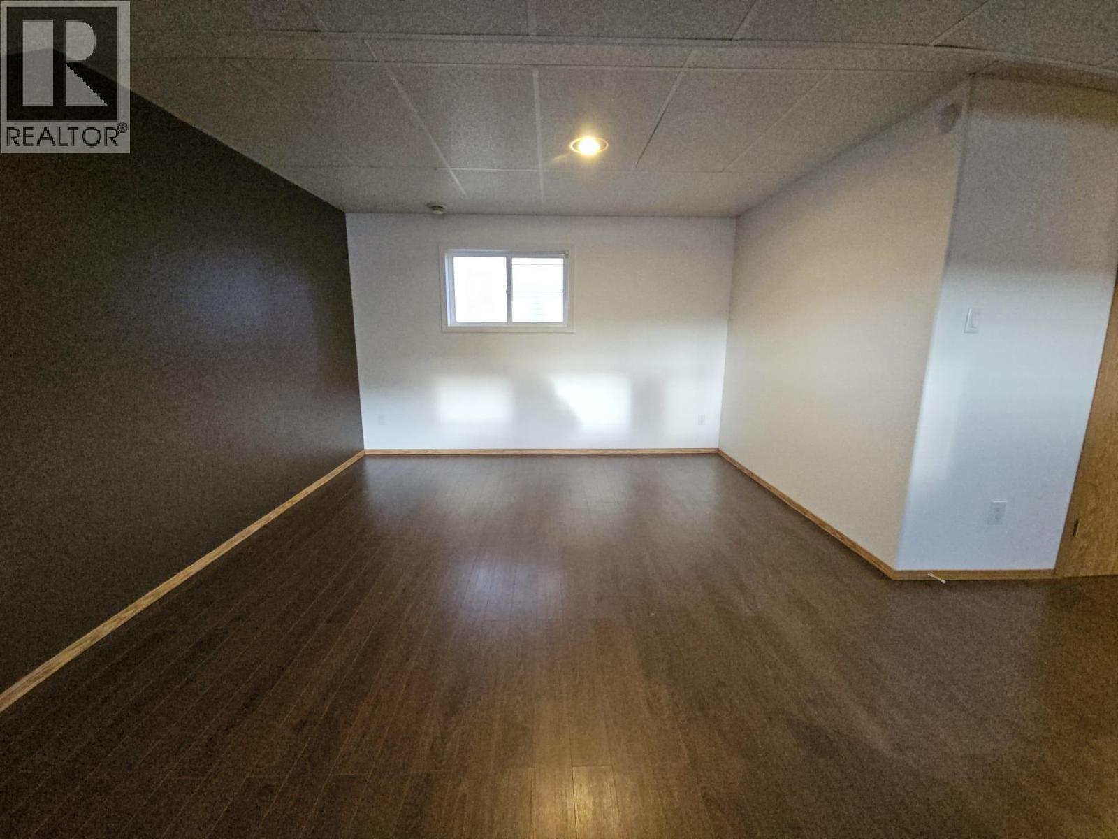 4013 52 Avenue NE - 43