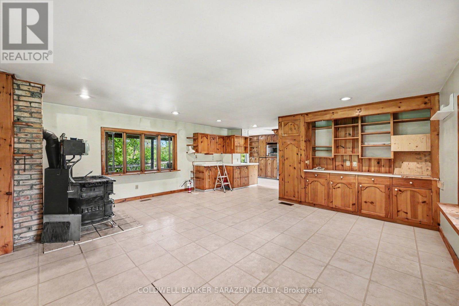 56 LOCHWINNOCH ROAD - Image 10