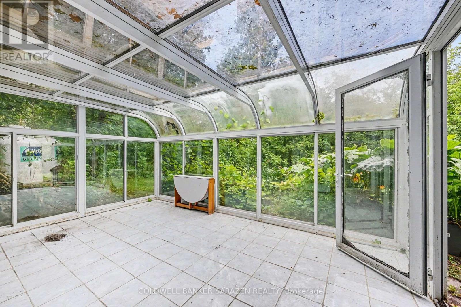 56 LOCHWINNOCH ROAD - 24