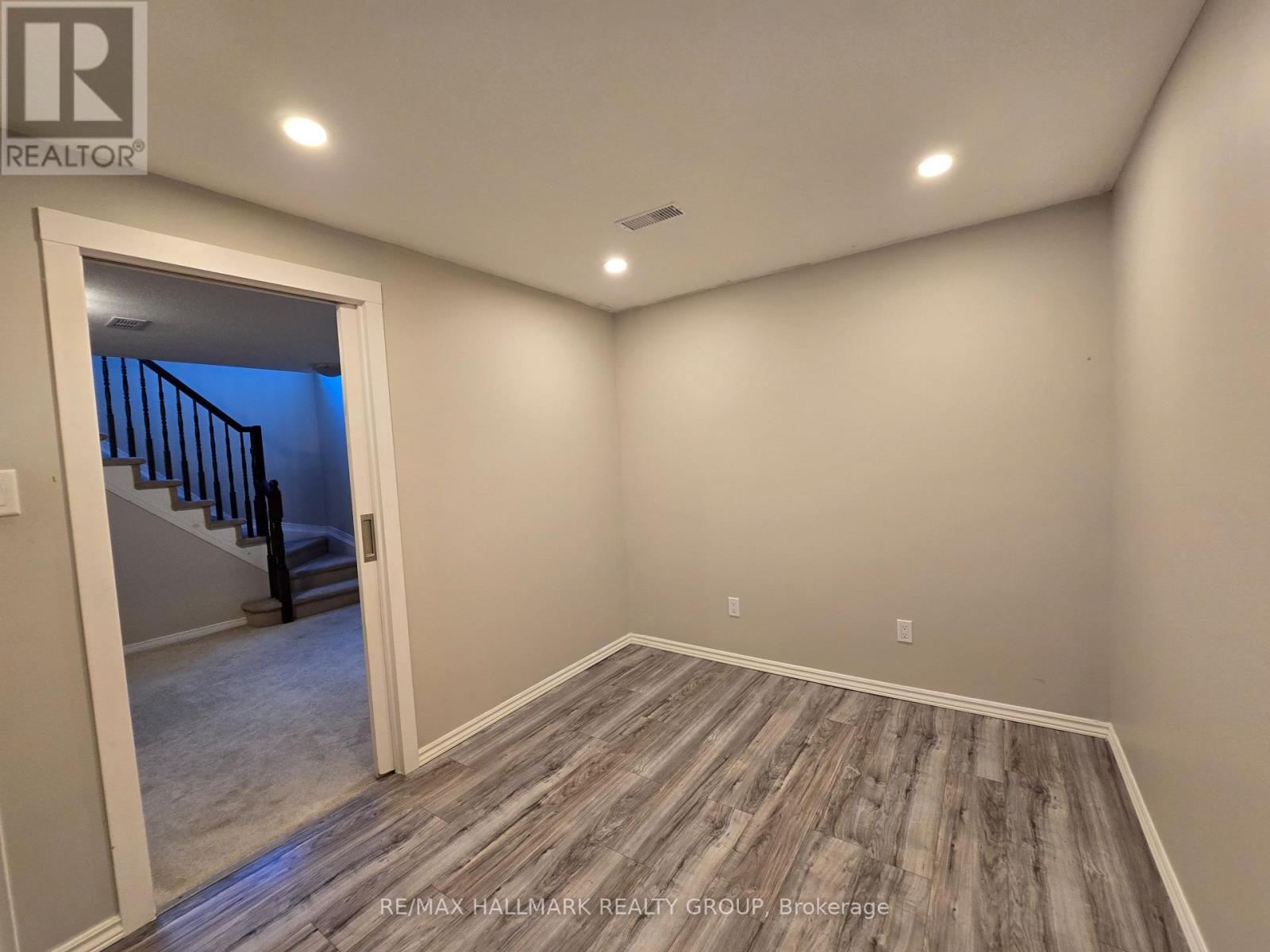 3 Bed, 3 Bath House for Rent in Ottawa – 223 LIVERY STREET, Ottawa – MLS# X13592446 - Image 29