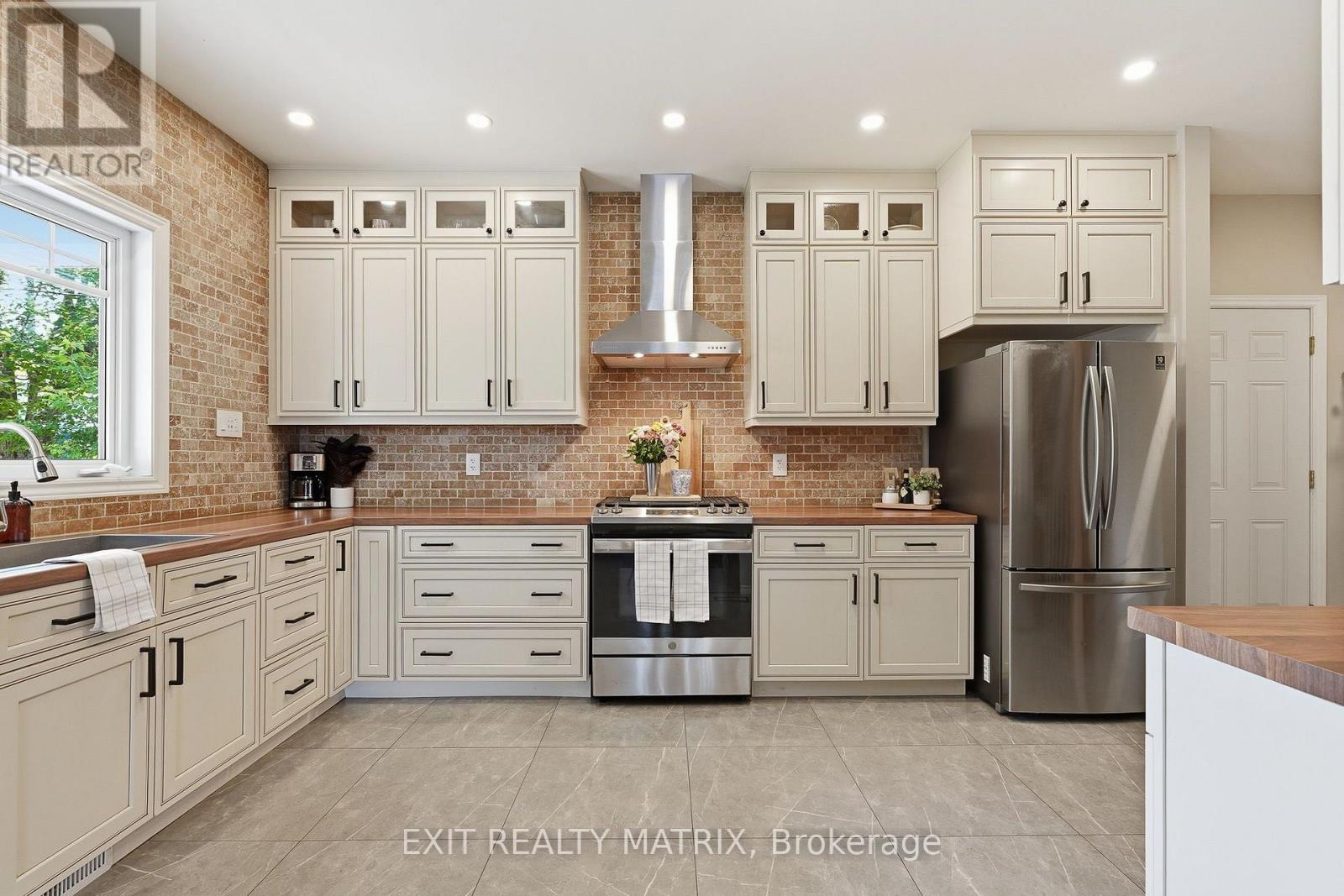 59 FIRST AVENUE - Image 12