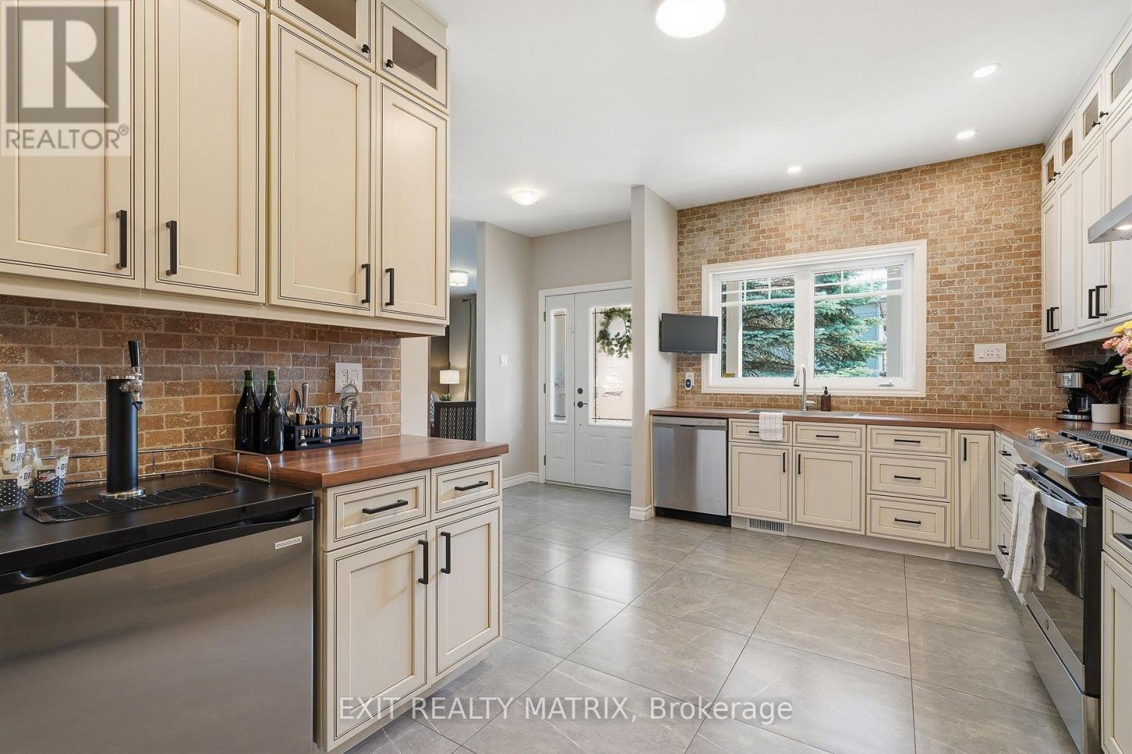 59 FIRST AVENUE - Image 16