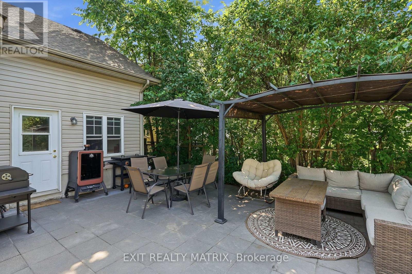 59 FIRST AVENUE - Image 33
