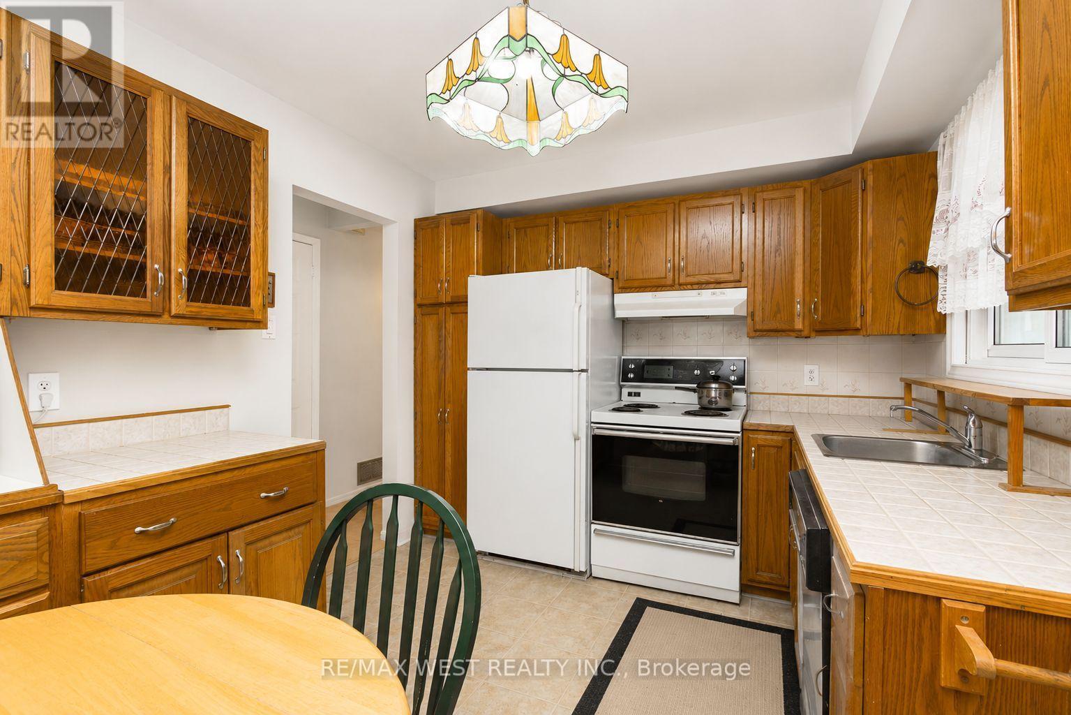 747 BIRCHWOOD DRIVE NW - 10