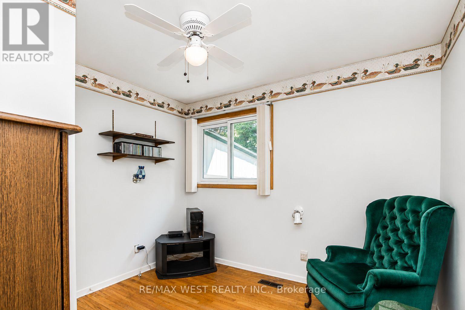 747 BIRCHWOOD DRIVE NW - 22