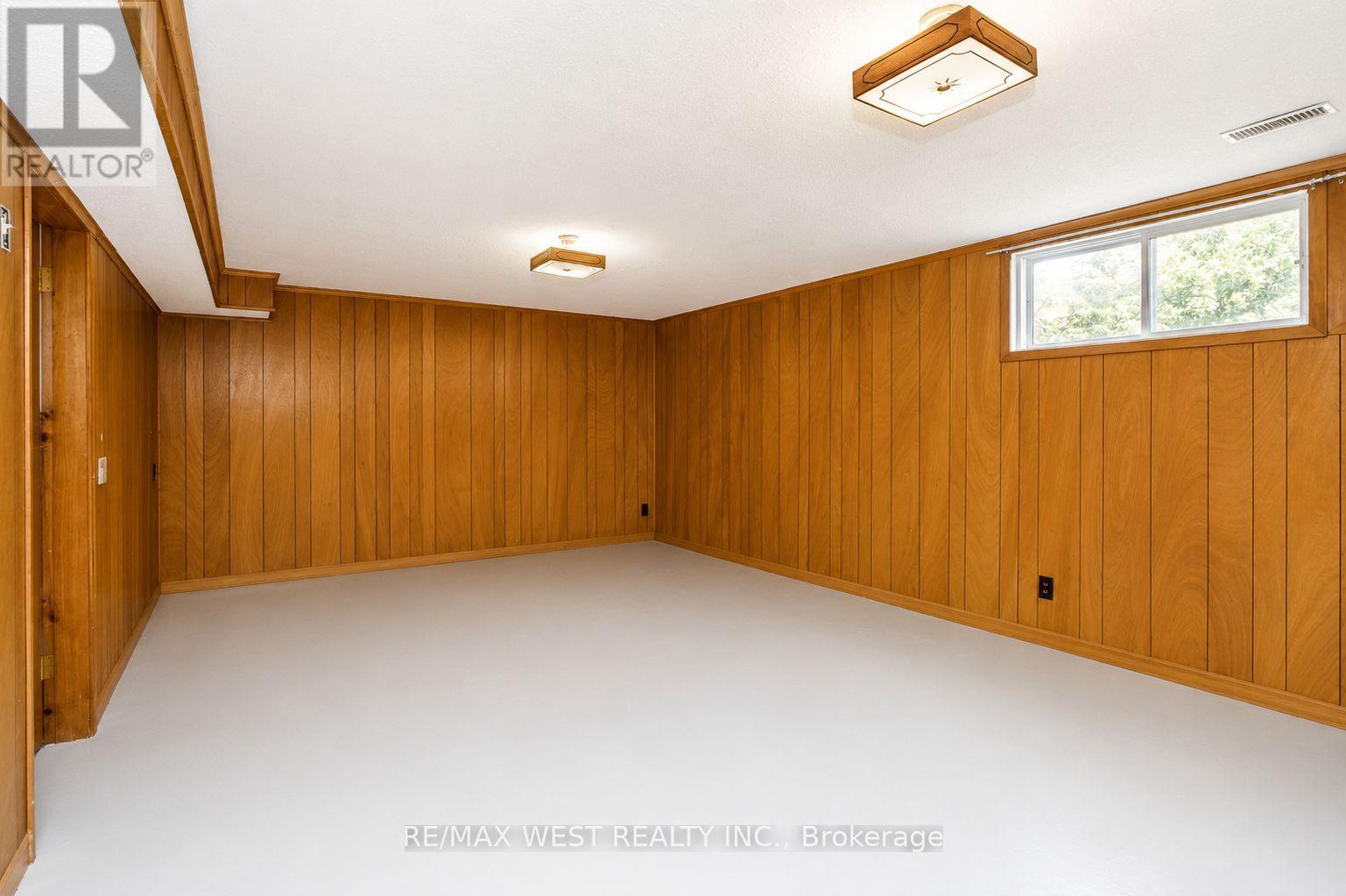 747 BIRCHWOOD DRIVE NW - 24
