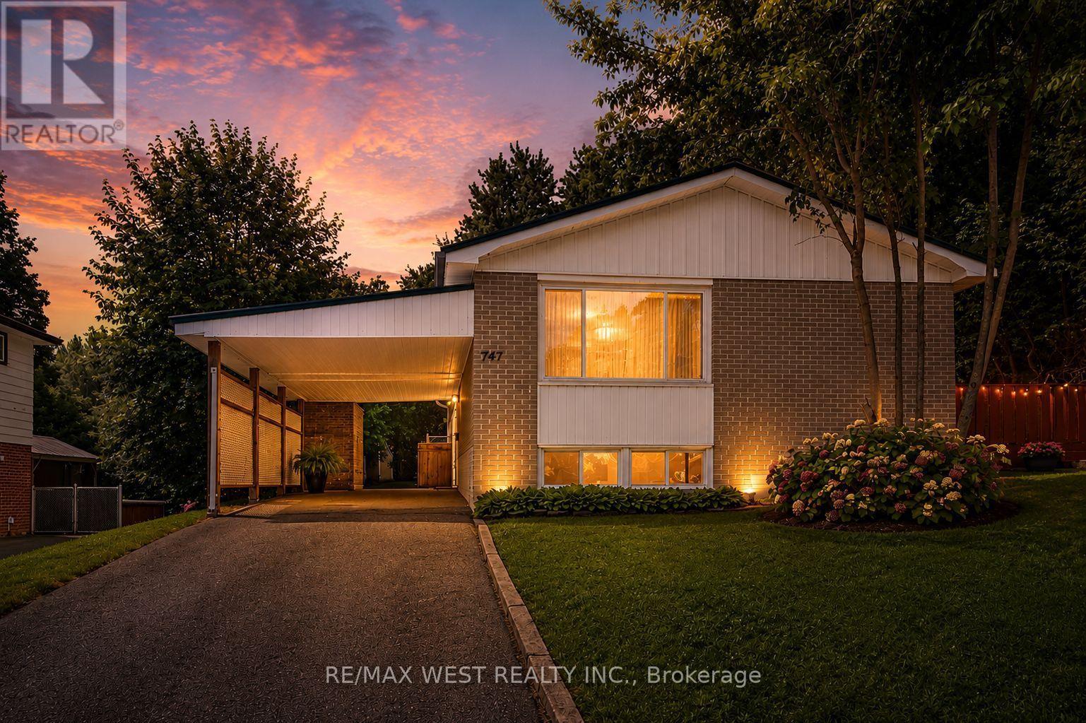 747 BIRCHWOOD DRIVE NW - 30