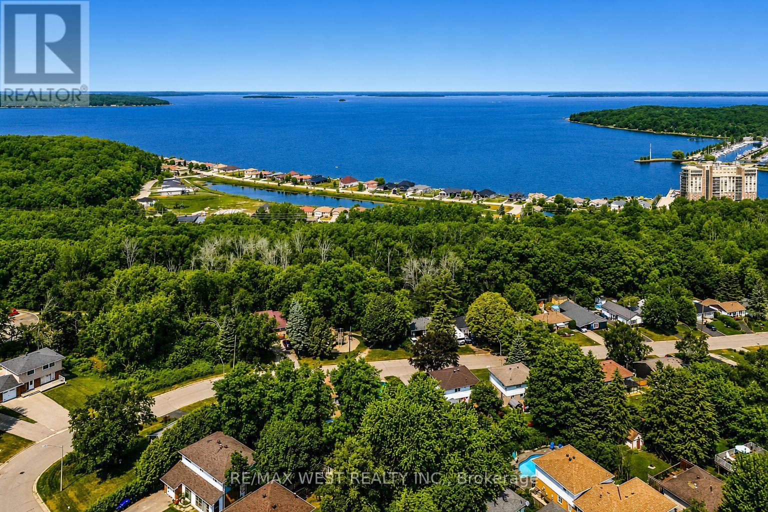 747 BIRCHWOOD DRIVE NW - 4