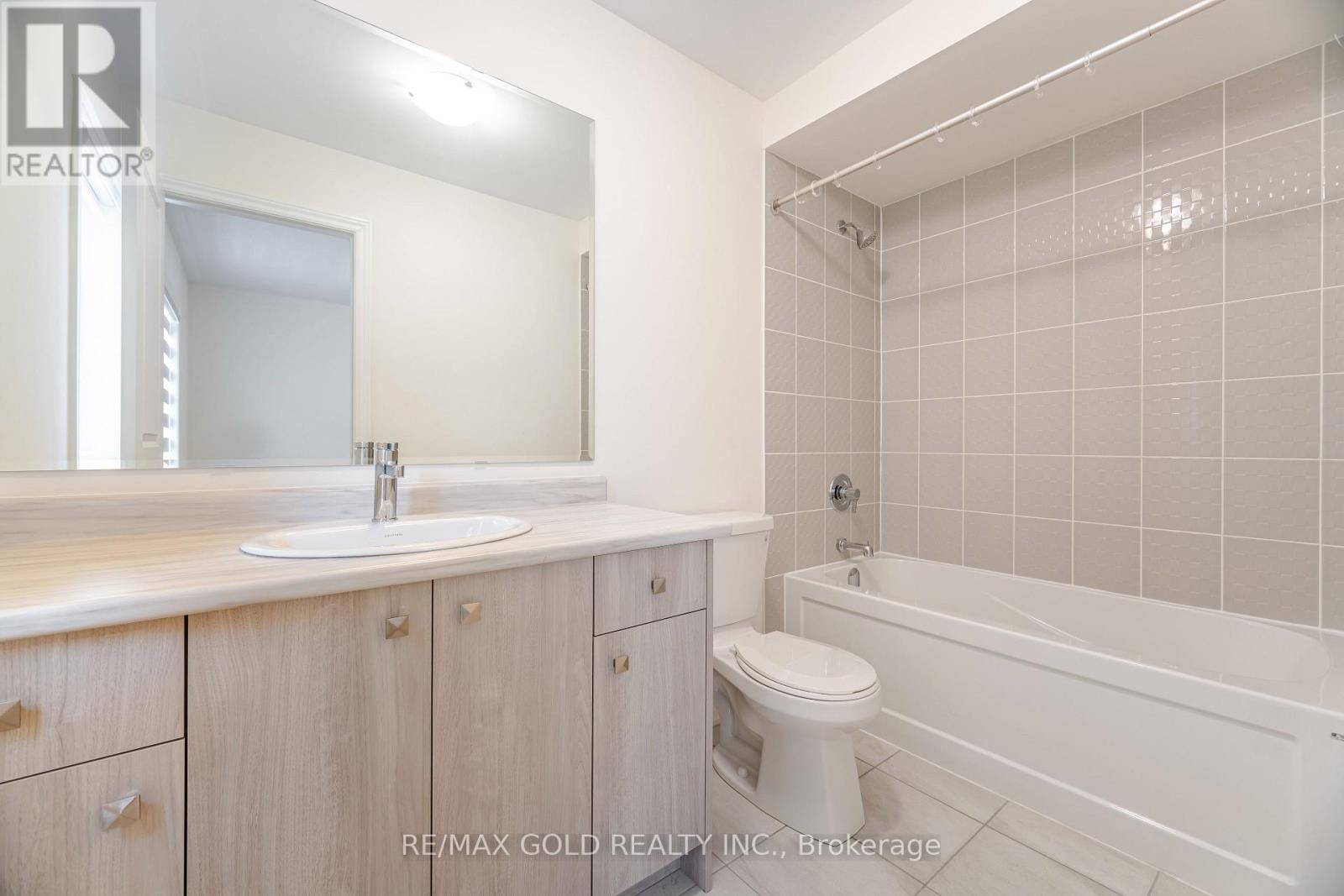 9 KENTLEDGE AVENUE - 35
