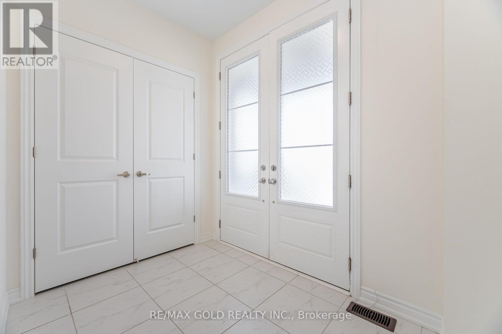 9 KENTLEDGE AVENUE - 4