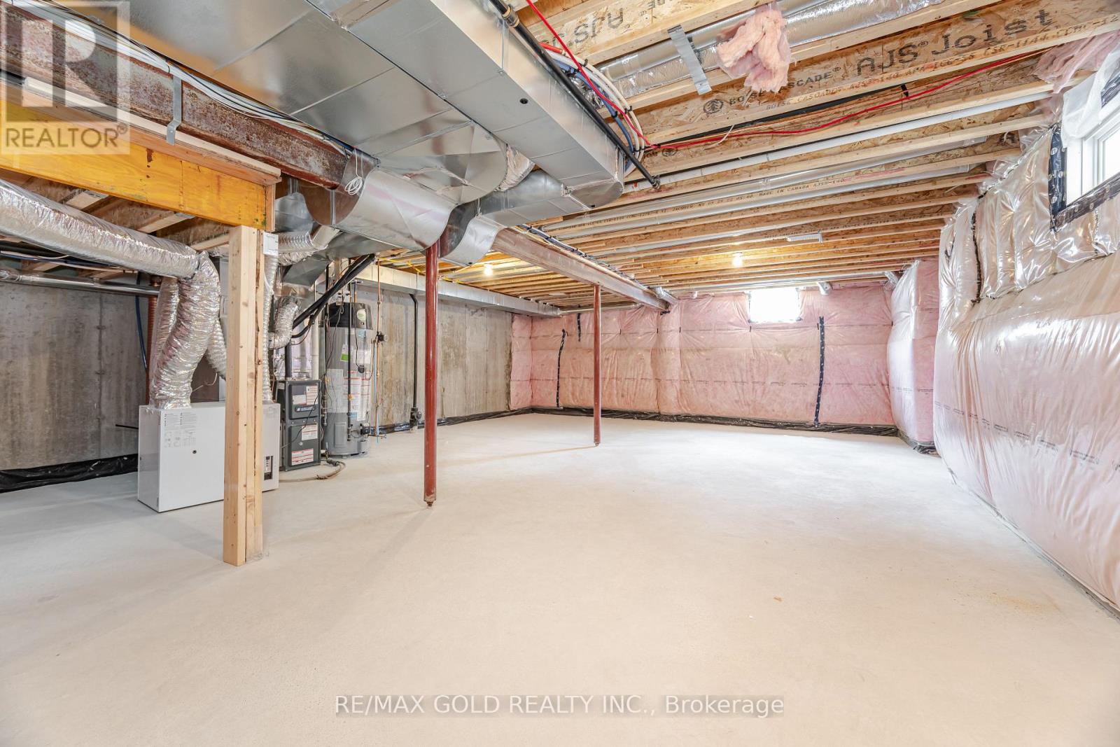 9 KENTLEDGE AVENUE - 46