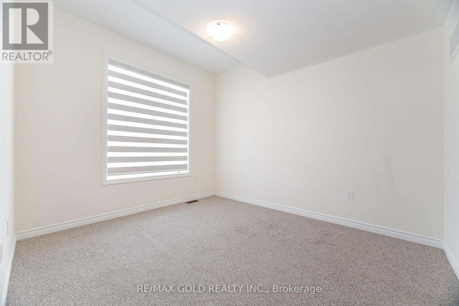 9 KENTLEDGE AVENUE - 43