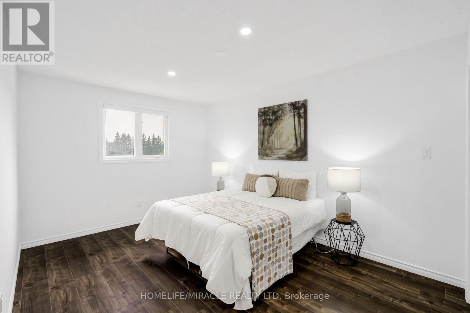 38 WHITEHAVEN DRIVE - 21