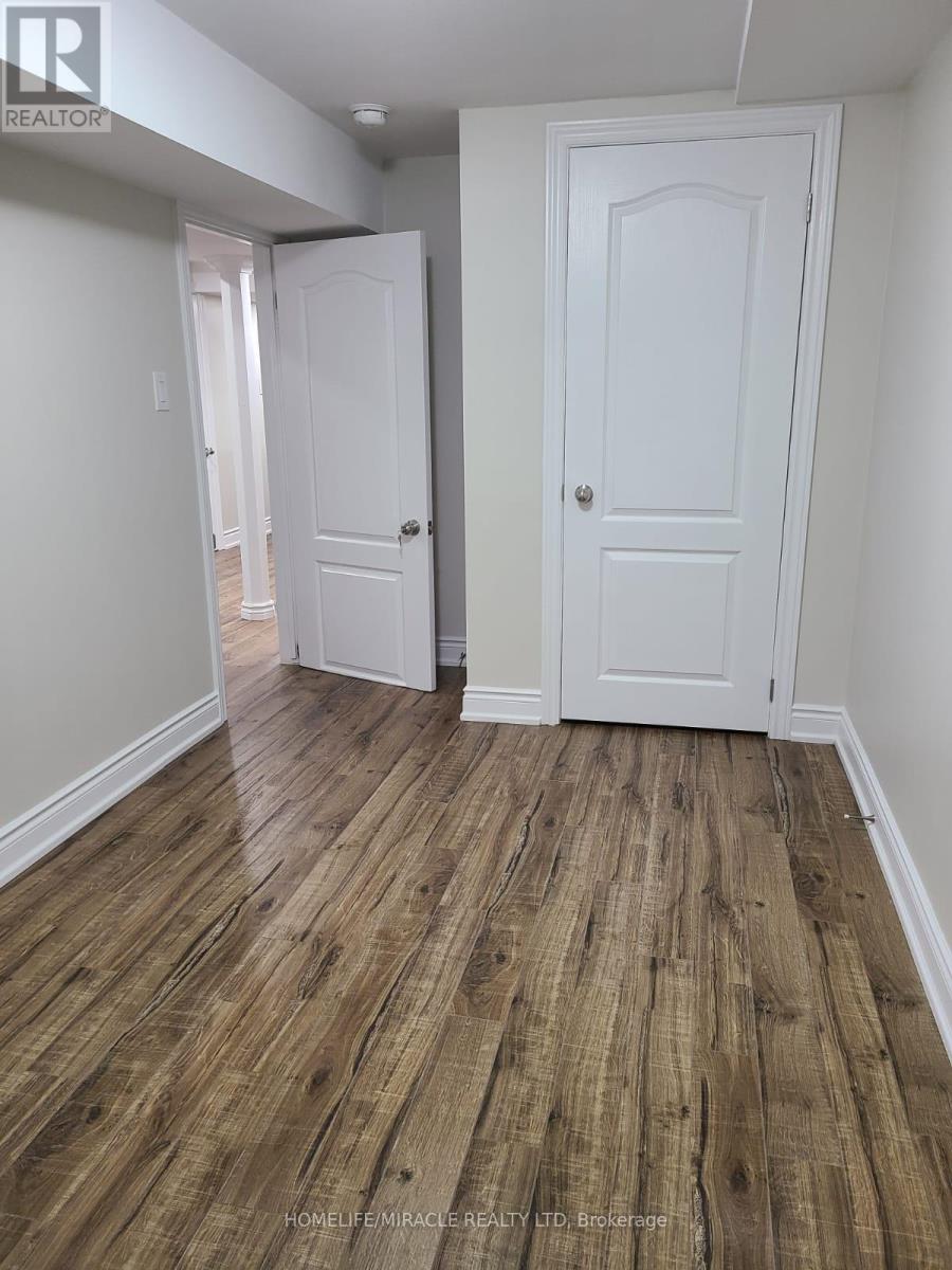 38 WHITEHAVEN DRIVE - 30