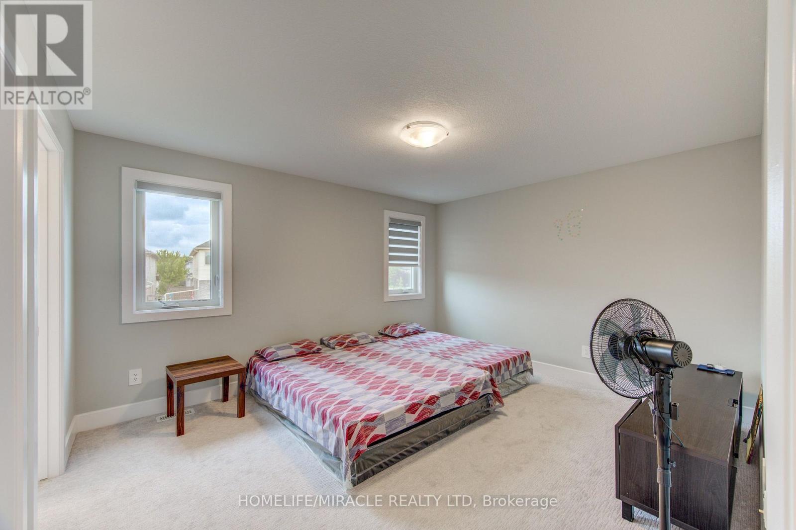 2206 SOUTHPORT CRESCENT - 20