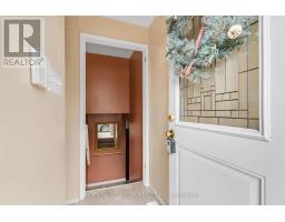 108 Fassett Court, Hamilton, ON L9G4E7 Photo 8